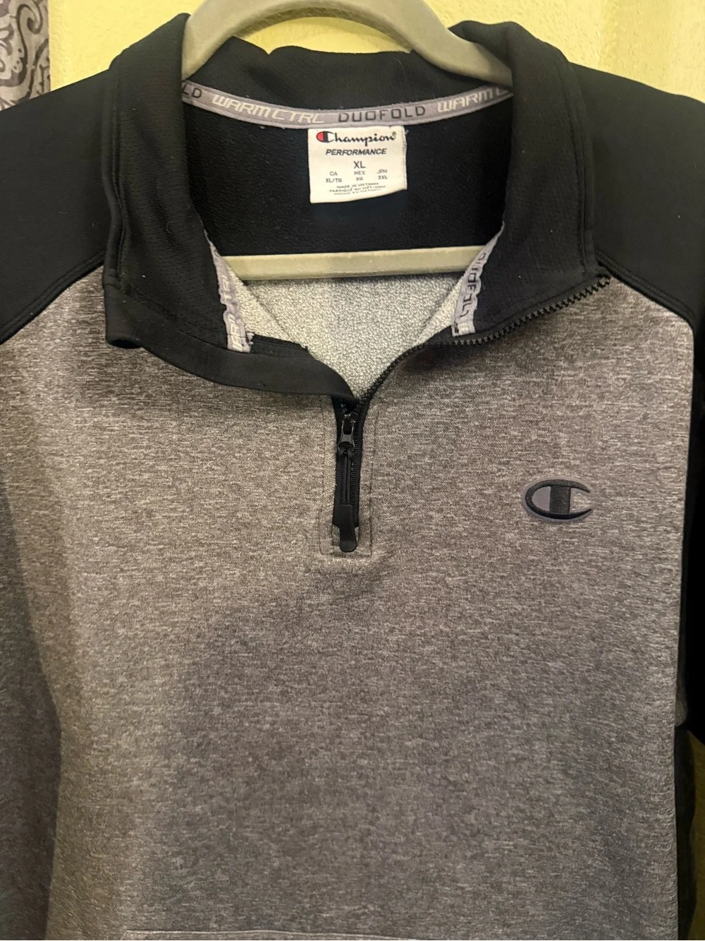 Champion Men's Gray and Black Quarter-Zip Sweatshirt